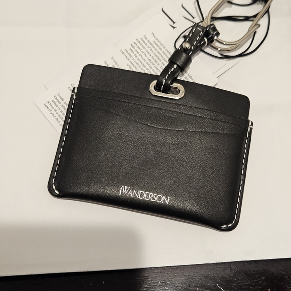 JW ANDERSON Safety Pin Leather Card Holder - UNISEX - Picture 5 of 8